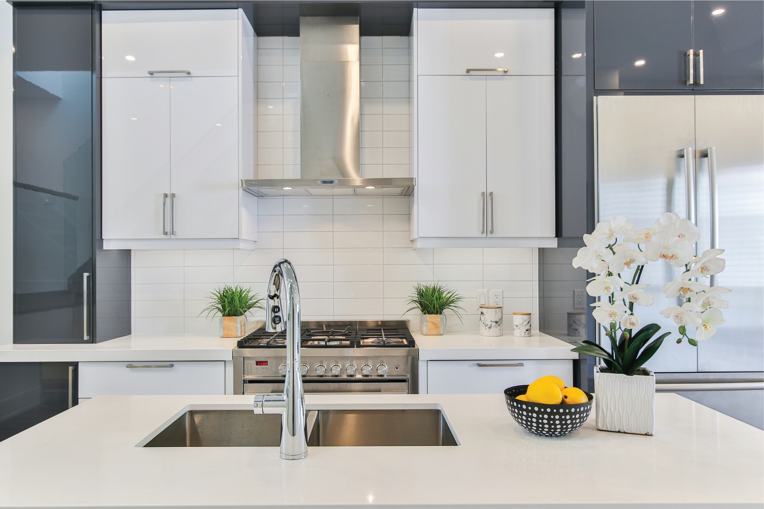 Kitchen Island and pendant lighting